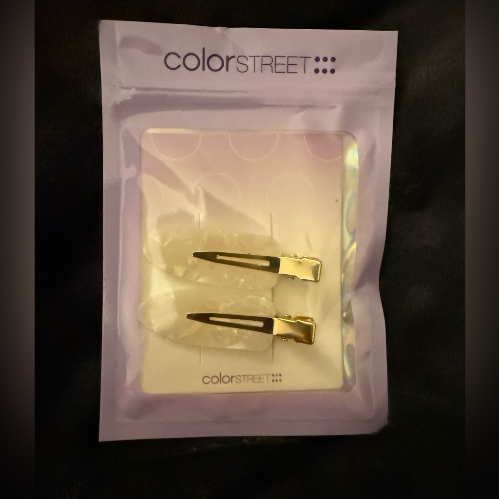 Color Street Creaseless Hair Clips Brand New